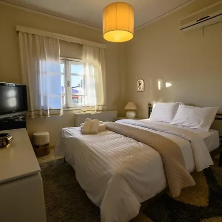 Lysithea House Hébergement de vacances *